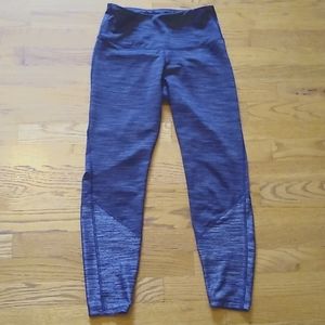 Old Navy Hi-rise 7/8 Leggings
